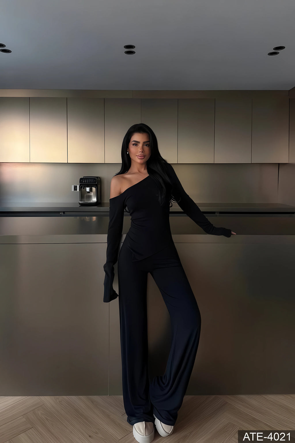 Conjunto que estiliza la figura
