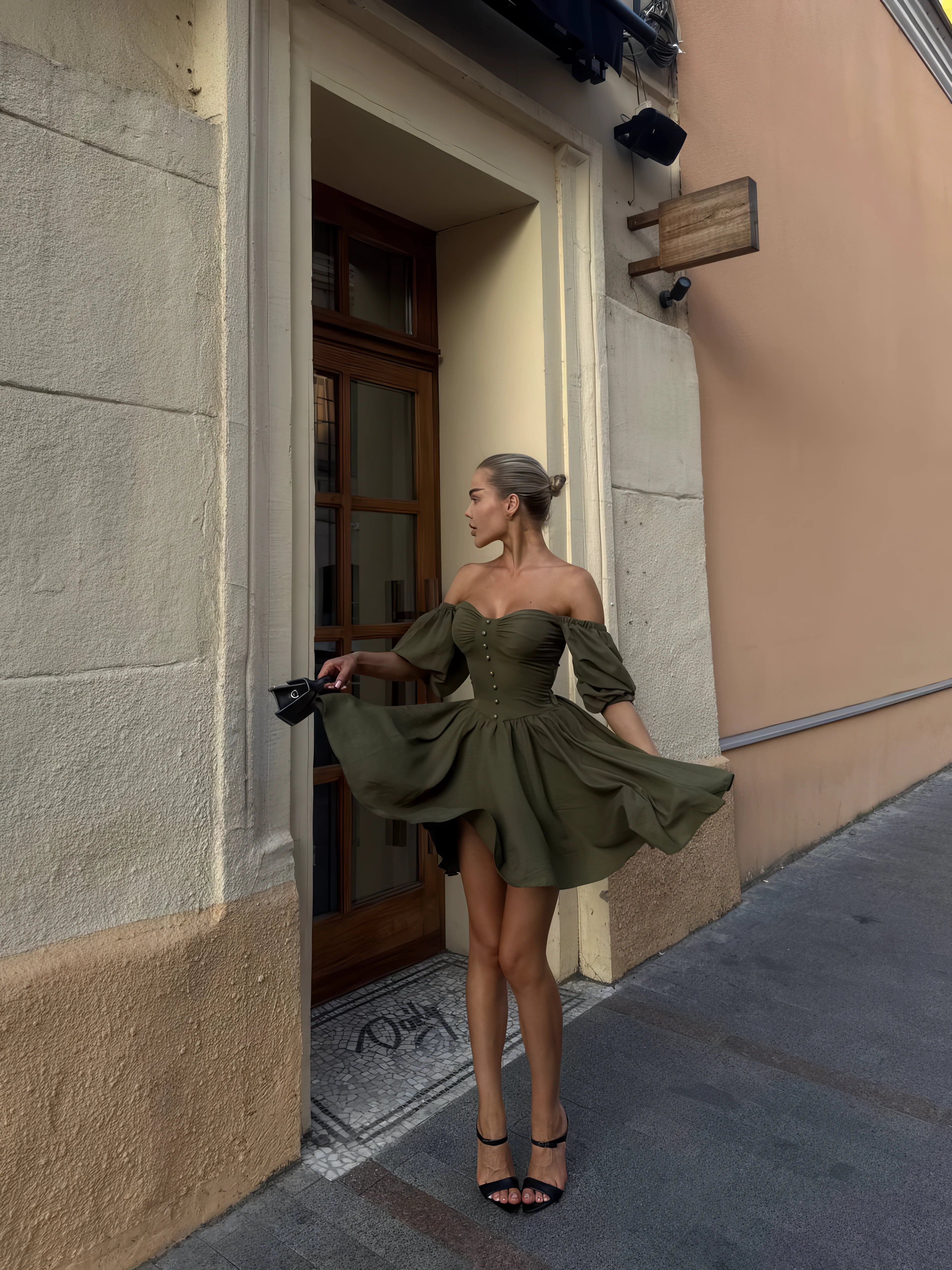 Vestido ligero que estiliza la cintura